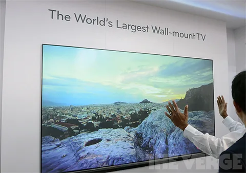 LG Hecto Lazer TV 100 inç’lik görüntüyü yaklaşık 50 cm. mesafeden yansıtıyor