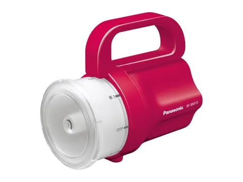 Panasonic’ten her türlü pille çalışabilen acil durum feneri