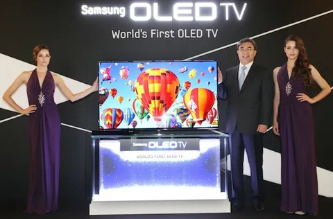 Samsung bu yıl piyasaya sürmeyi hedeflediği 55 inç OLED HD TV’sini gösterdi