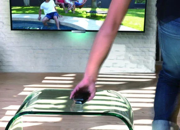 Sony NFC destekli One-touch Remote ile ekran paylaşımını kolaylaştırıyor