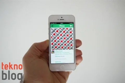 Vinetune Vine’dan faydalanarak sürekli değişen müzik videoları hazırlıyor