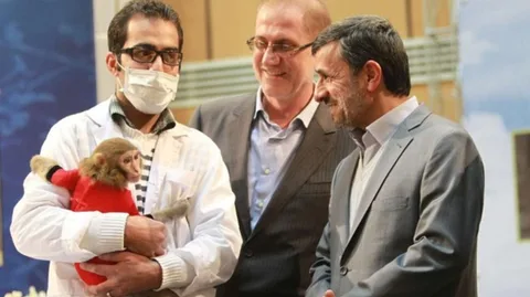Ahmedinejad uzaya çıkan ilk İranlı olmak istiyor