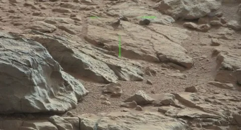 Mars’ın yüzeyindeki metal nesne bilim adamlarına göre aşınmış bir kaya parçası