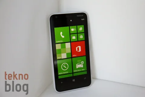 Nokia Lumia 620 İncelemesi