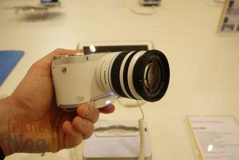 Samsung NX300 Ön İnceleme