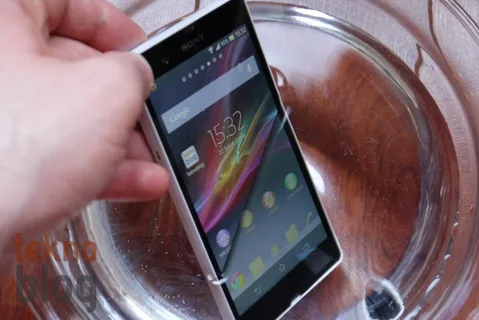Sony Xperia Z çok yakında Avea tarafından satışa sunuluyor