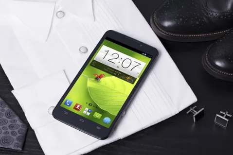 ZTE Grand Memo 5.7 inç ekran ve Snapdragon 800 işlemcisiyle dikkat çekiyor