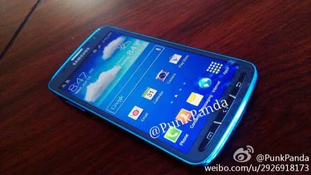 Samsung Galaxy S4 Active’in mavi renkli versiyonuna ait fotoğraflar ortaya çıktı