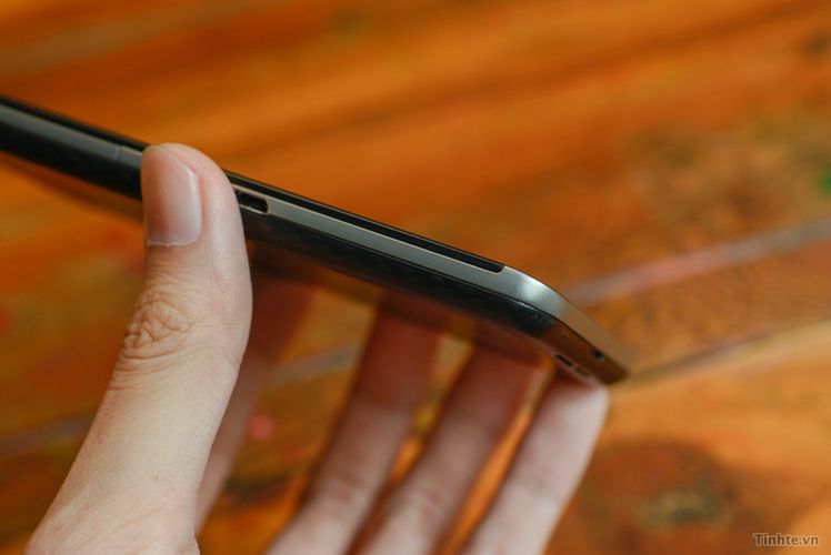 BlackBerry A10’un yeni fotoğrafları ve ön inceleme videosu internete düştü