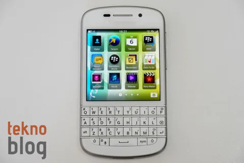 BlackBerry’nin yeni cihazı Swype özellikli donanım klavyesi barındıracak