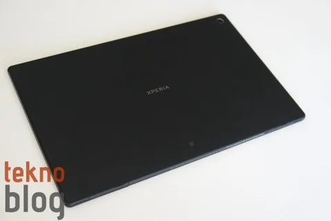 Sony’nin 10.1 inç Castor Android tableti Xperia Tablet Z2 adıyla bekleniyor