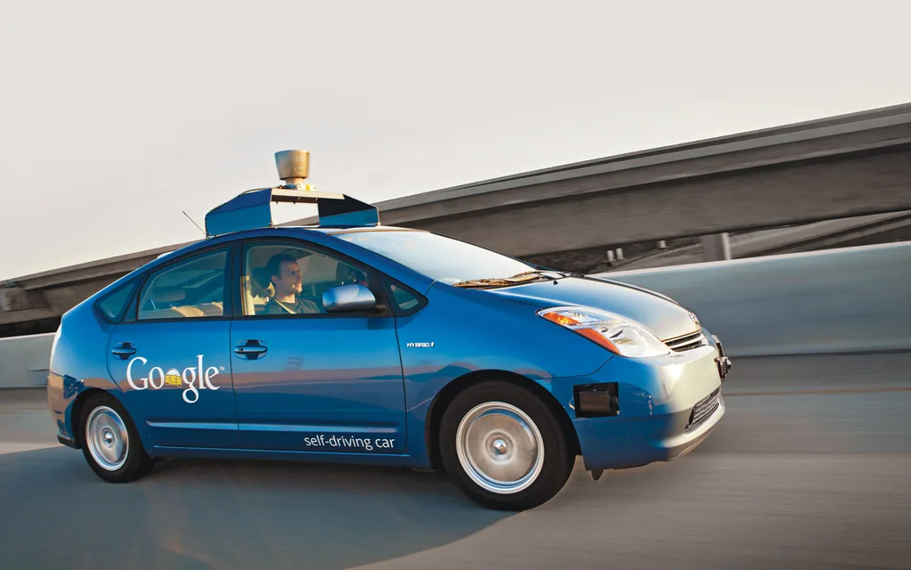 Google’ın sürücüsüz otomobilleri Kaliforniya’da yola çıkabilecek