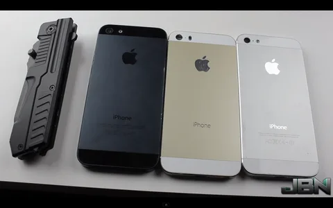 Altın renkli iPhone 5S çizilme testinde (videolu)