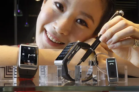 Samsung Galaxy Gear’ın eylülde çıkacağına dair yeni dedikodu