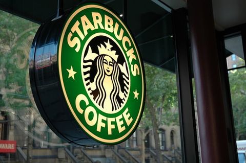 Google ABD’deki 7 bin Starbucks’ta ücretsiz Wi-Fi sunacak