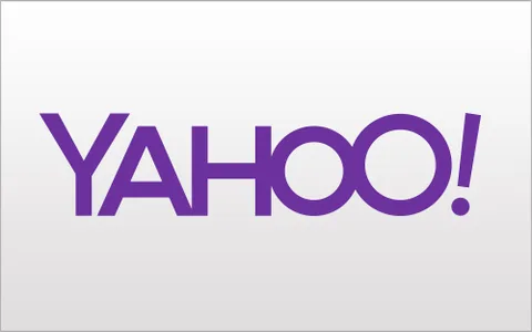 Yahoo yeni logosuna doğru geri sayımı her gün farklı bir tasarım göstererek yapıyor