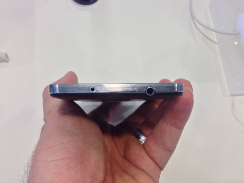 Samsung Galaxy Note 3 ve Galaxy Gear’a Hızlı Bakış