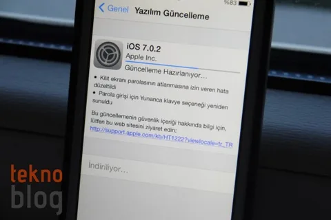Apple iOS 7.0.2 güncellemesiyle kilit ekranı hatasını çözüyor