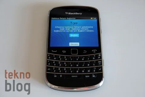 NSA iddialara göre BlackBerry e-postalarını görebiliyor, akıllı telefonlara sızabiliyor