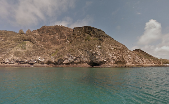 Nokia’nın beklenen Windows RT tabletinin fotoğrafı diğer yeni donanımlarla birlikte görüntülendi