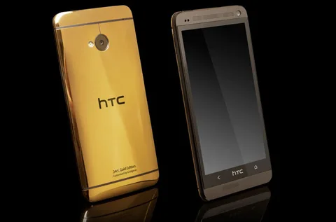 Altın kaplamalı özel üretim HTC One Rusya’da satışa çıkıyor