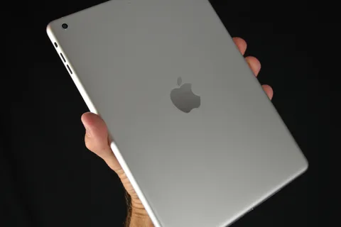 Yeni iPad ve iPad mini parçalarına ait fotoğraflar bizi nelerin beklediğini açık şekilde gösteriyor