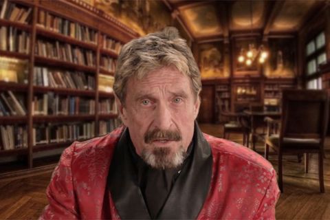 John McAfee 100 dolarlık cihazı D-Central ile NSA takibinin atlatılabileceğini iddia ediyor
