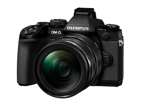 Çift otomatik odak ve yeni sensör içeren Olympus OM-D E-M1 tanıtıldı