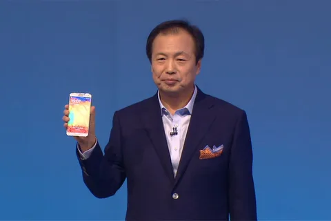 Samsung merakla beklenen Galaxy Note 3’ü resmen tanıttı