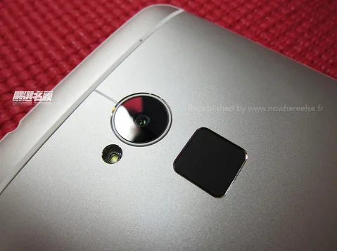 HTC One Max’in arkasındaki parmak izi okuyucusunu gösteren yeni fotoğraflar