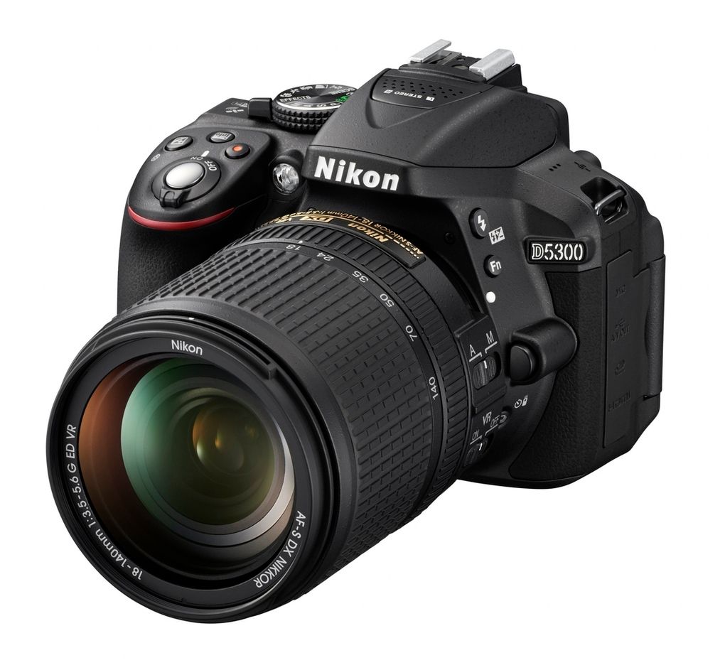 Nikon D5300 DSLR dahili Wi-Fi, GPS ve daha keskin fotoğraflar sunuyor