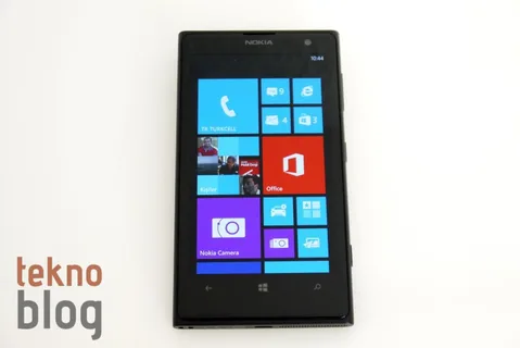 Nokia Lumia satışları yılın son çeyreğinde düştü, 2013 genelinde iki katına çıktı (güncellendi)