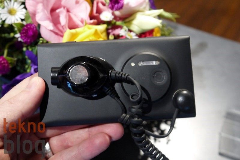 Nokia Lumia 1020 Ön İnceleme (videolu)