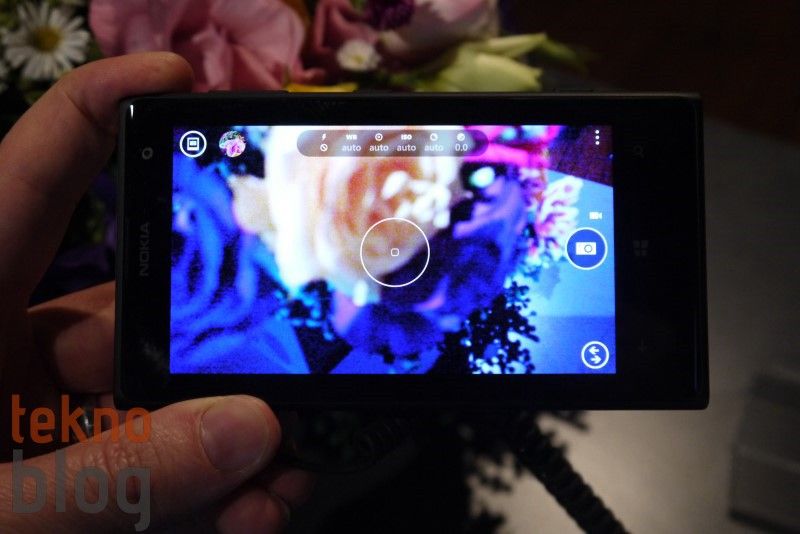 Nokia Lumia 1020 Ön İnceleme (videolu)
