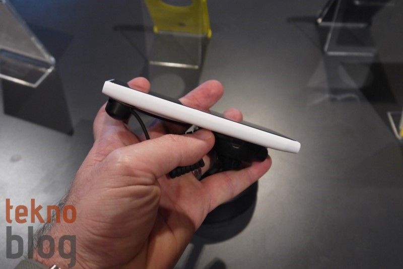 Nokia Lumia 1020 Ön İnceleme (videolu)