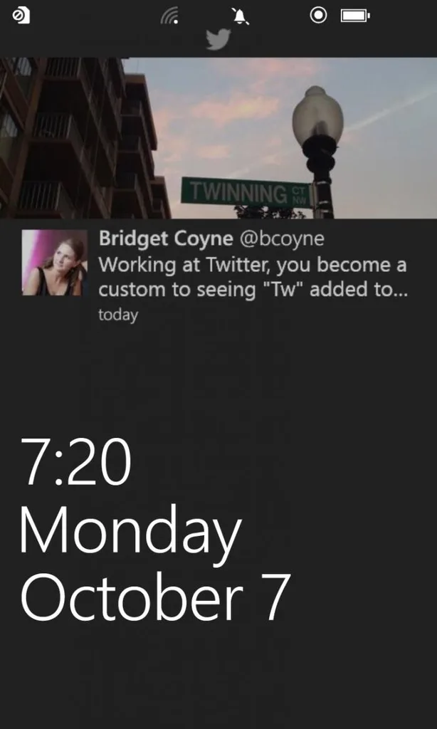 Twitter Windows Phone uygulamasına kilit ekranı desteği ve siyah renkli tema