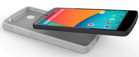 Google dört farklı renk seçeneğine sahip resmi Nexus 5 kılıfını satışa sundu