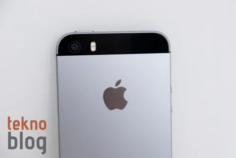 Apple’ın 4.7 ve 5.5 inç’lik kavisli iPhone modelleri üzerinde çalıştığı söyleniyor