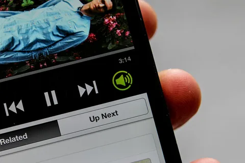 Spotify mobil cihazlarda ücretsiz ve reklamlı müzik dinleme imkanı sunmayı planlıyor