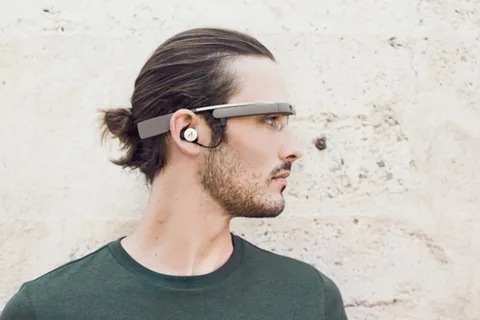 Google Explorer’lara ikinci nesil Google Glass’larını almaları için çağrıda bulundu