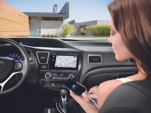 Honda Display Audio 2014 model Civic’e Nokia Here ve Siri Eyes Free özelliklerini getiriyor