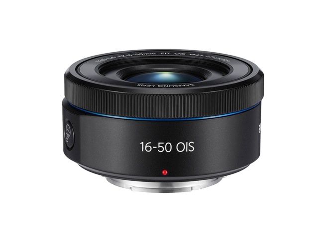 Samsung NX30 esnek elektronik vizör ve yeni lenslerle geliyor