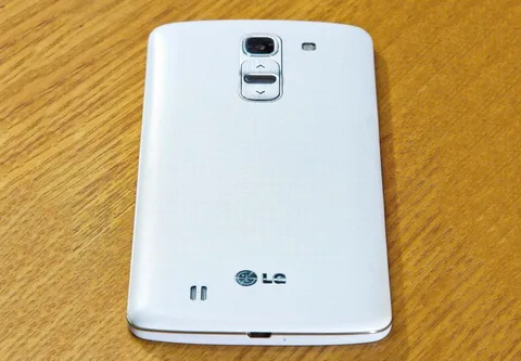 Gelecek ay tanıtılacak LG G Pro 2’ye ait yeni fotoğraflar sızdı