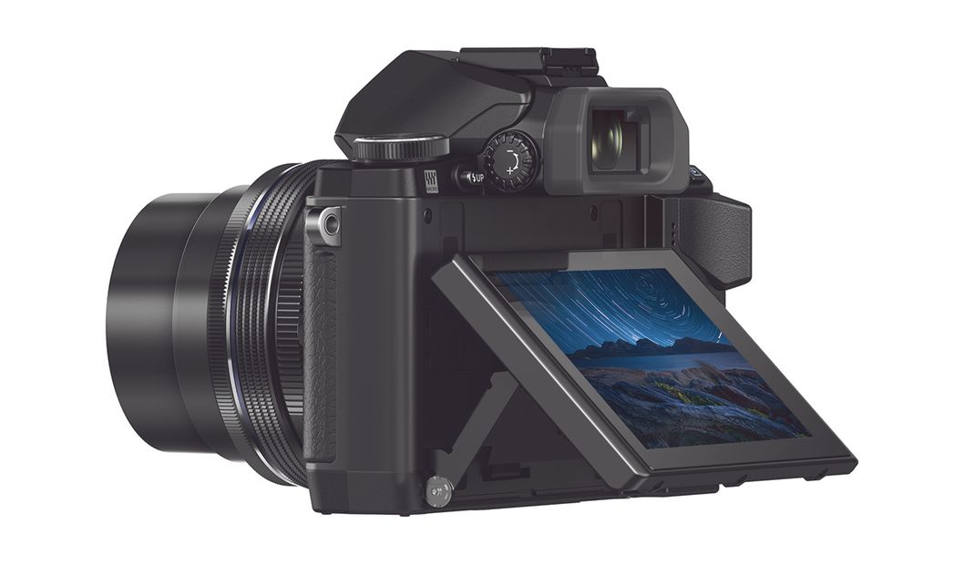 Olympus OM-D serisine giriş seviyesi bir ürün: E-M10