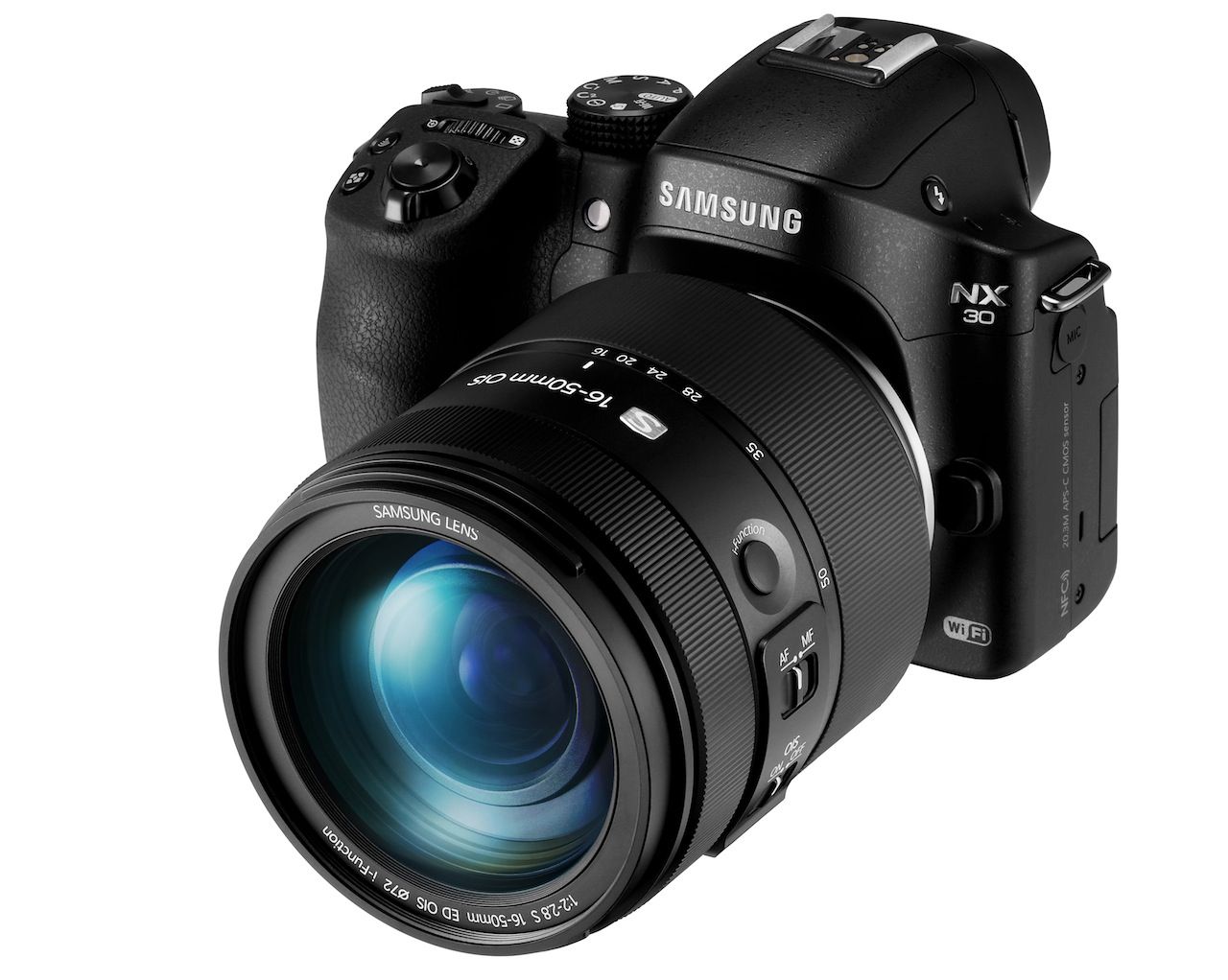 Samsung NX30 esnek elektronik vizör ve yeni lenslerle geliyor