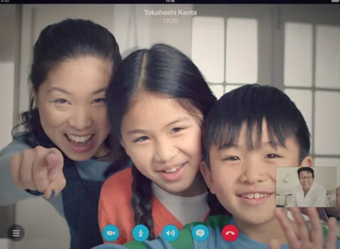 Skype iPhone ve iPad uygulamalarına iki yönlü HD sohbet ve hızlı eşzamanlama özellikleri ekledi