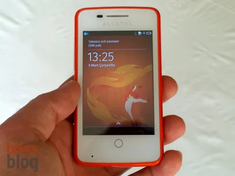 Mozilla 25 dolarlık Firefox akıllı telefon rüyasından vazgeçiyor