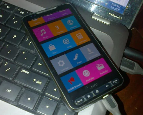 HTC HD2 bu sefer Nokia X Android ROM’unu çalıştırdı