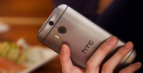 HTC One (M8)’de egzersiz takibi Fitbit’e emanet
