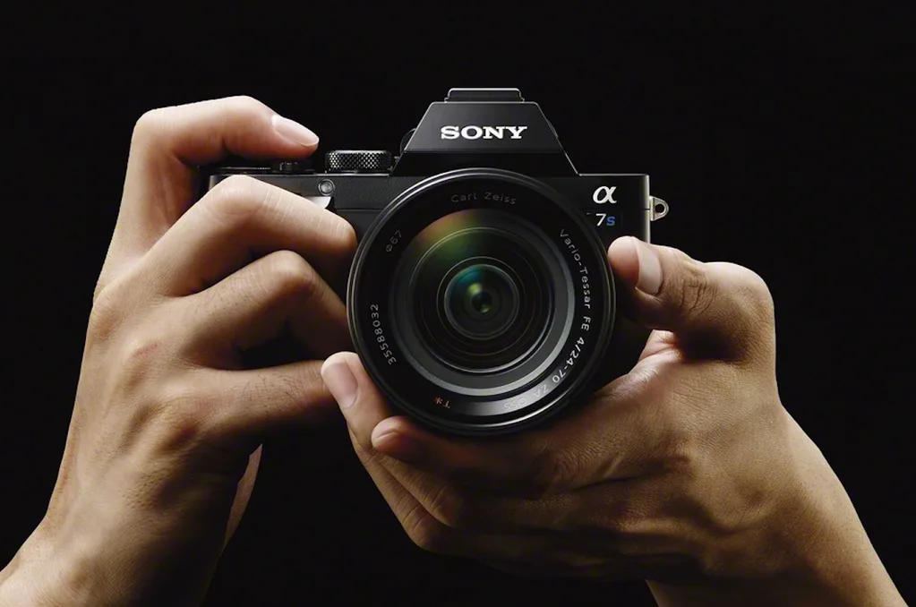 Sony full-frame Alpha A7S kamera 4K video çekimi yapabiliyor